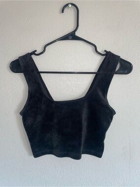 Black Velvet Crop Tank Top - Classic Scoop Neck